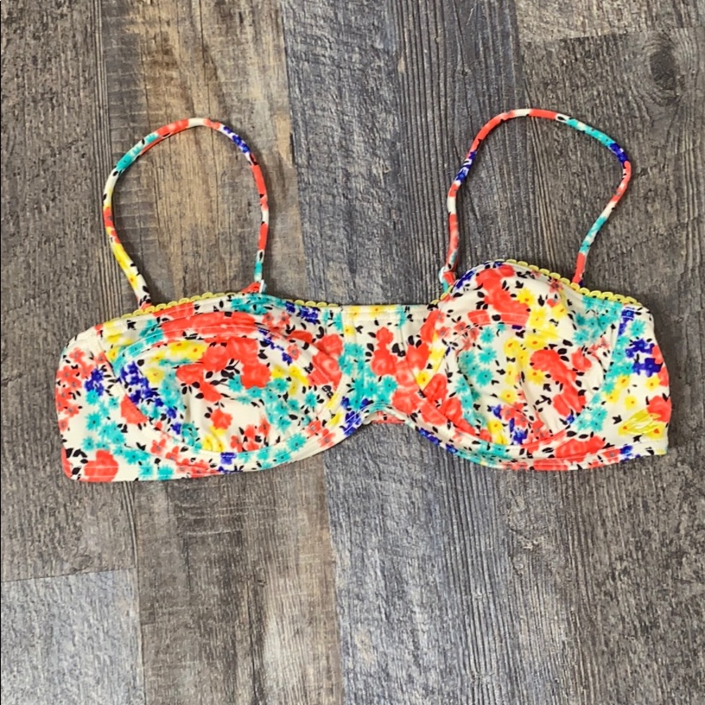 Billabong floral bathing suit top